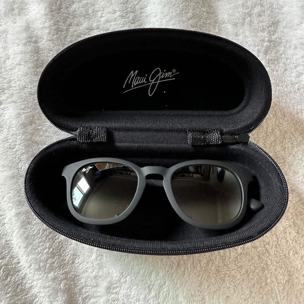 Maui Jim polarized classic sunglasses